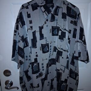 Men's Geometric Black and Gray Shirt